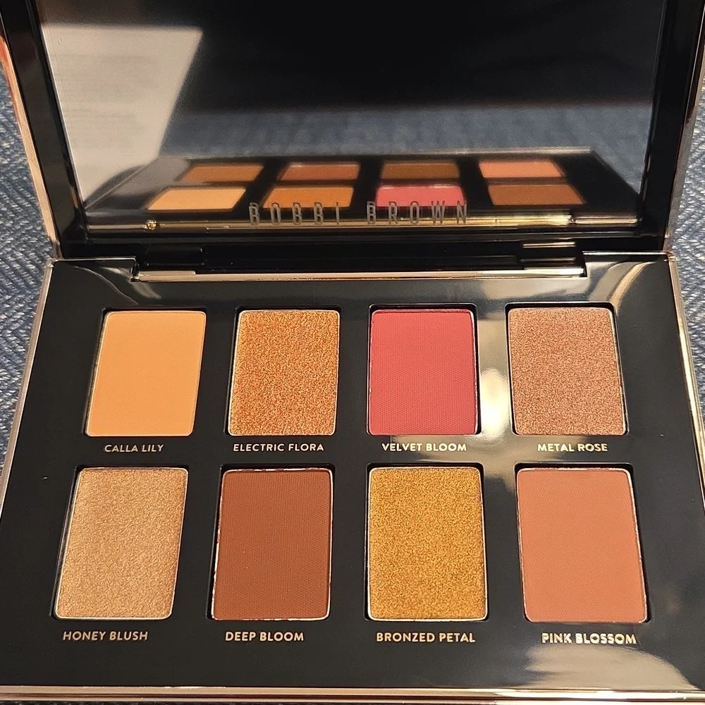 Bobbi Brown Luxe Metal Rose Eye Shadow Palette